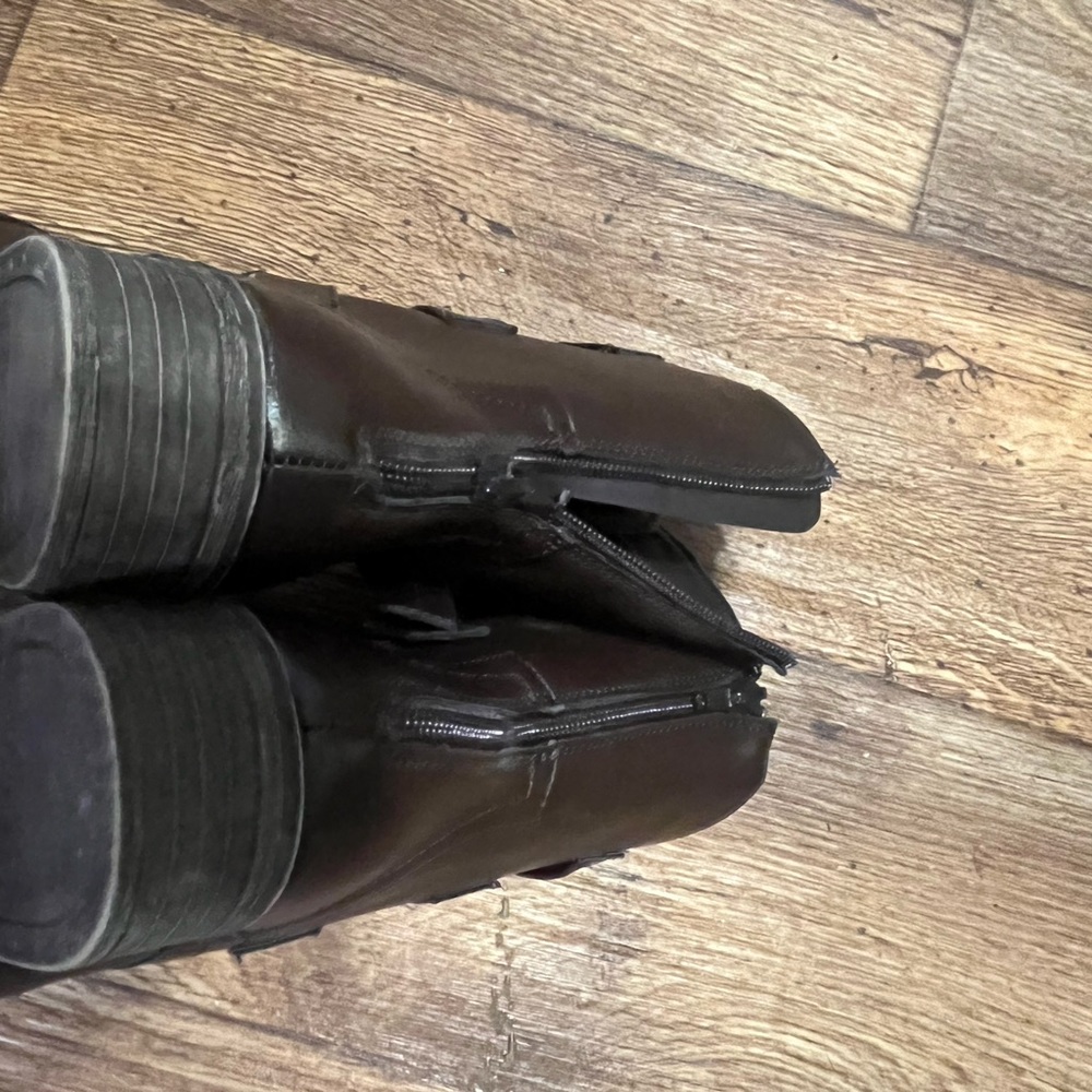 Boots - Picture 2 of 2
